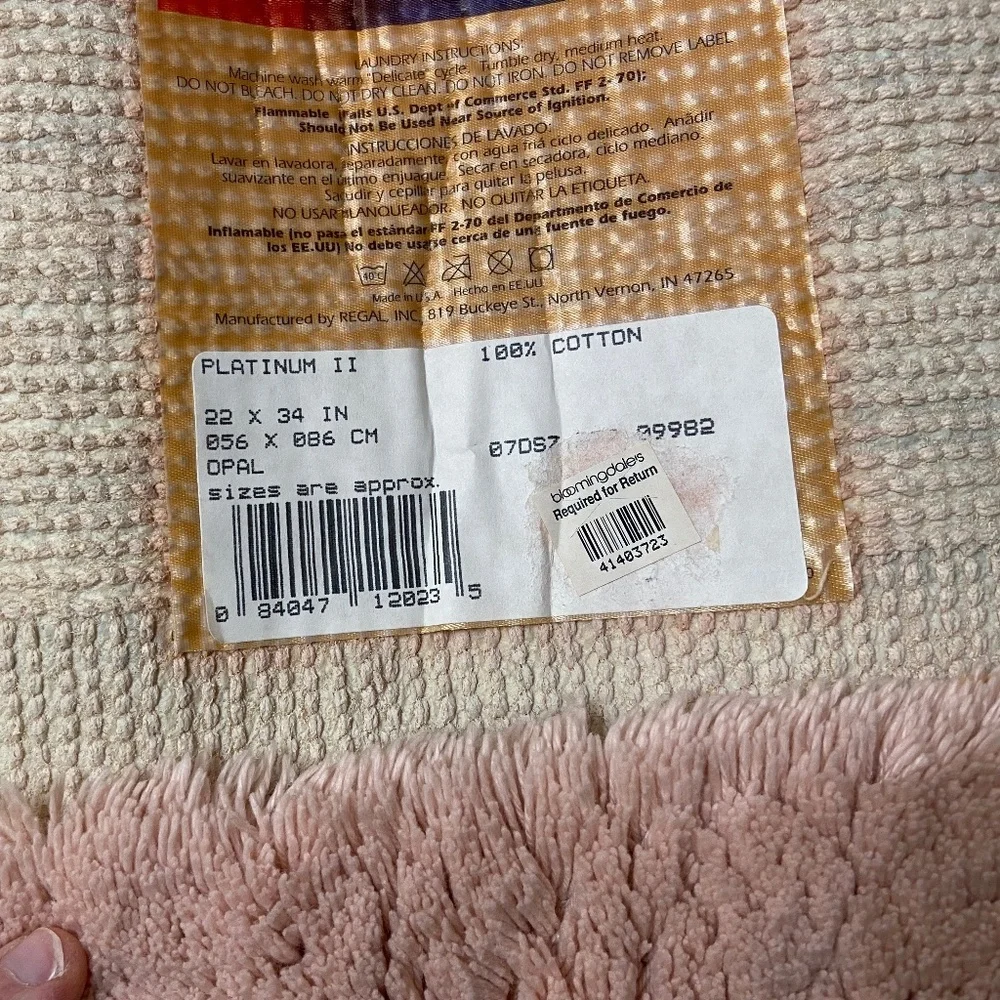 Bloomingdale’s Pink 100% Cotton Bath Rug; 22” x 34”; Very Soft; NWT
